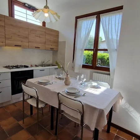 Apartament Elisa Holidays
